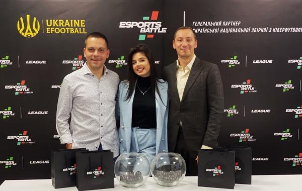 Известные футбольные эксперты провели жеребьевку финала осенней квалификации ESportsBattle LEAGUE | 2020-2021